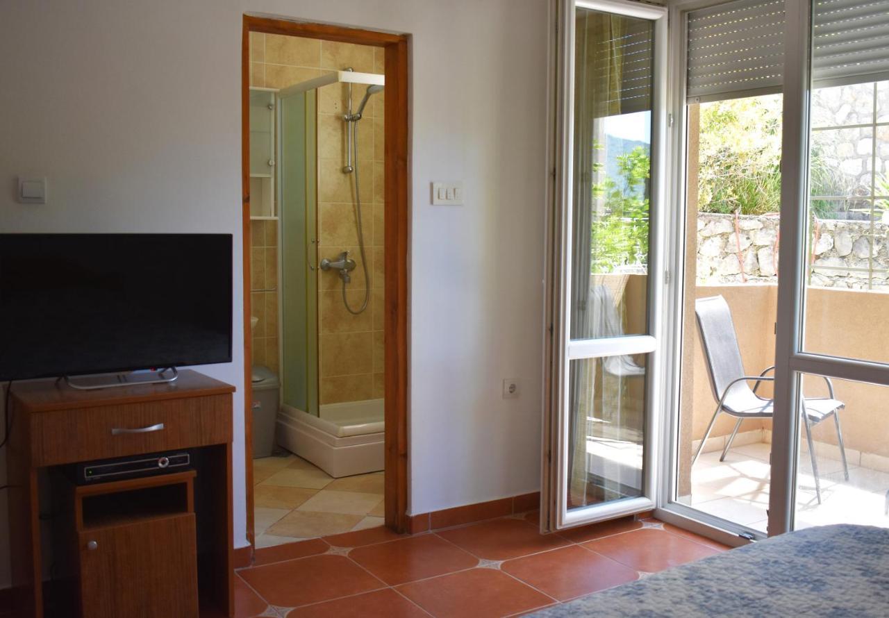Apartments Montenegro Risan Cuckovic Eksteriør bilde