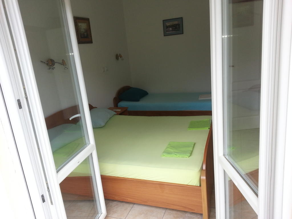 Apartments Montenegro Risan Cuckovic Rom bilde