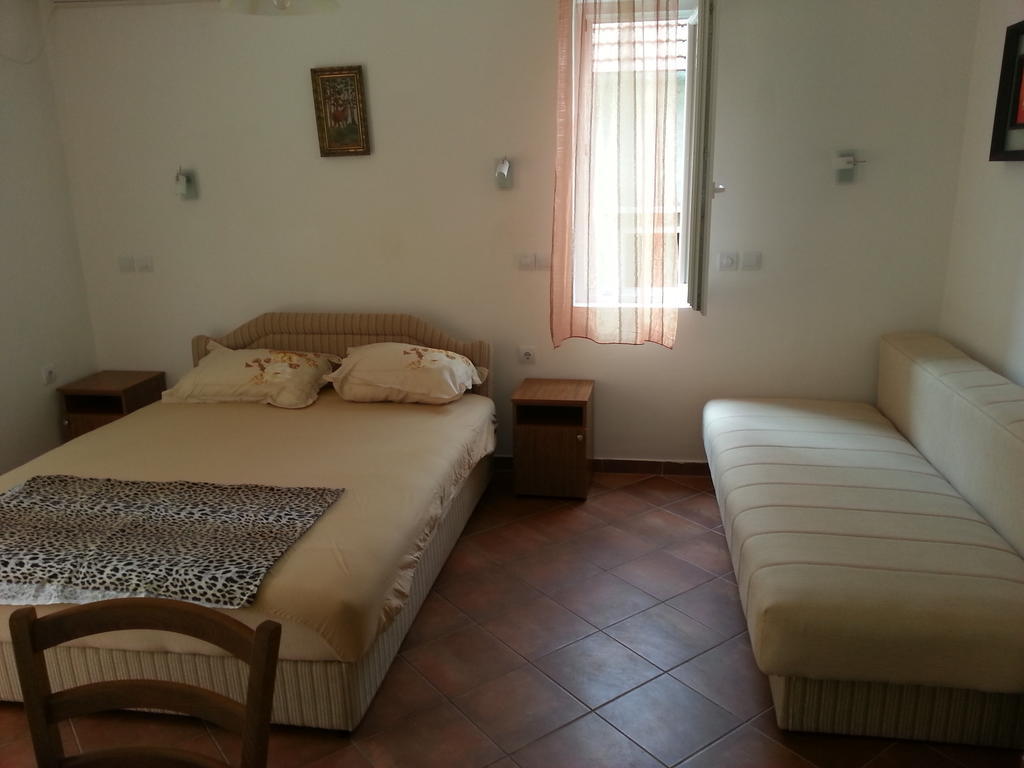 Apartments Montenegro Risan Cuckovic Rom bilde