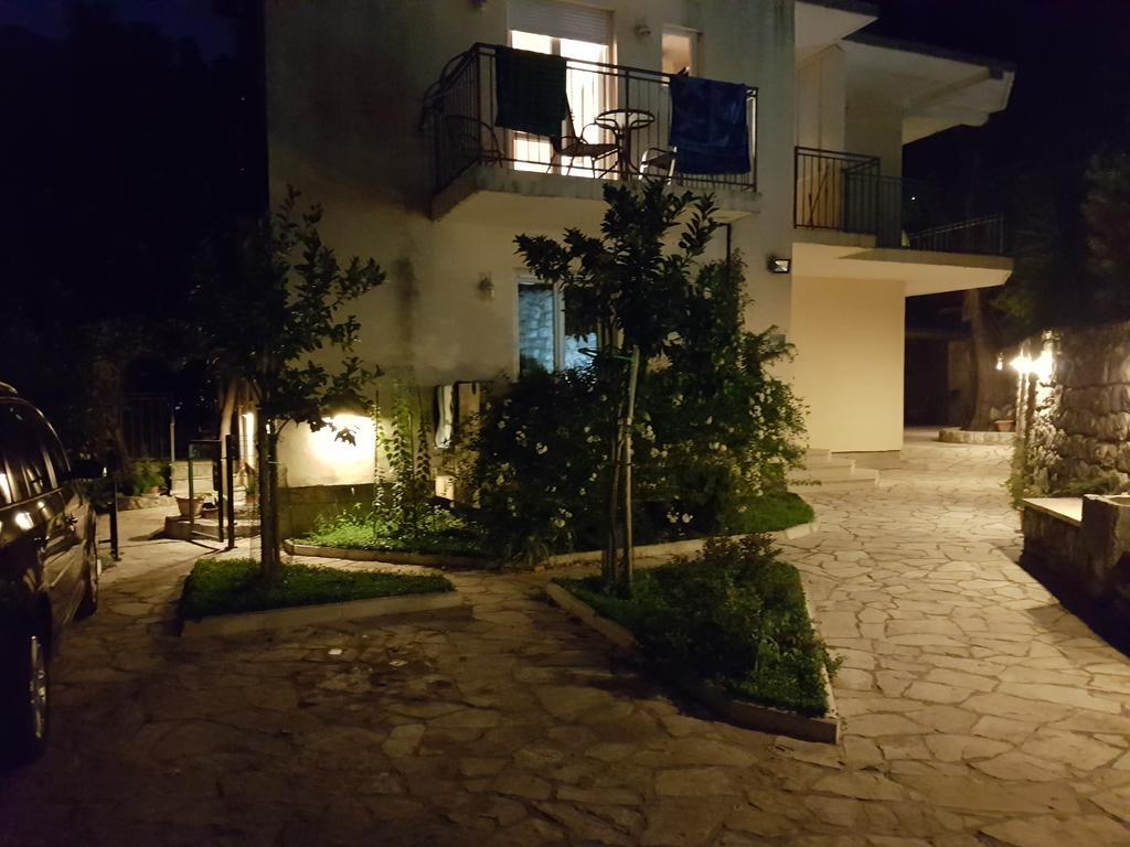 Apartments Montenegro Risan Cuckovic Eksteriør bilde